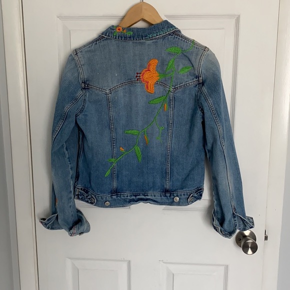 Gap Medium Jean Jacket with flower embroidery - Picture 5 of 7